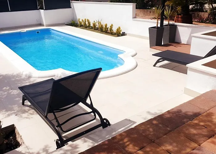 Compelx With Detached House And Spacious Casa vacanze Stari Grad (Hvar)