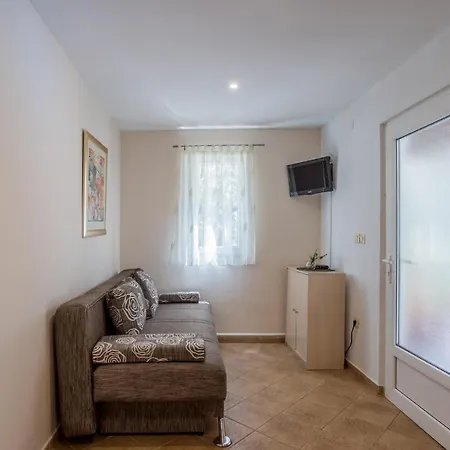 בית נופש Compelx With Detached House And Spacious *