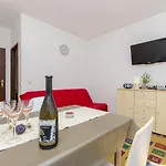 Compelx With Detached House And Spacious * Stari Grad (Hvar)
