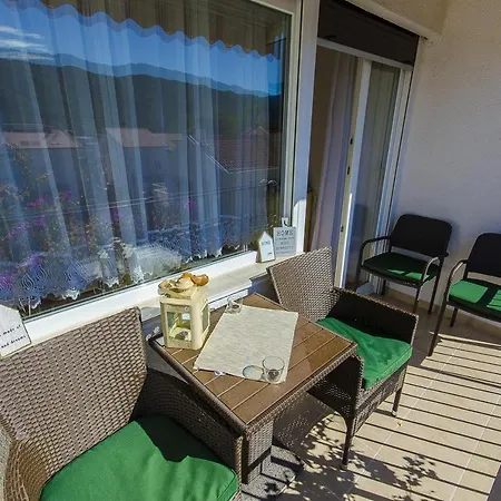 Compelx With Detached House And Spacious Stari Grad (Hvar)