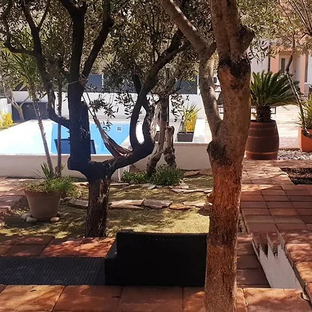 Compelx With Detached House And Spacious Stari Grad (Hvar)