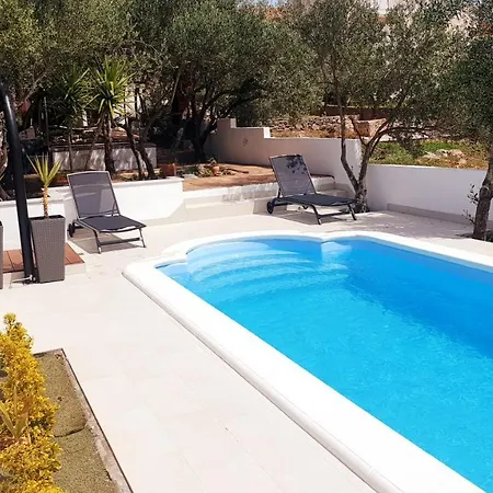 Сasa de vacaciones Compelx With Detached House And Spacious Stari Grad (Hvar)
