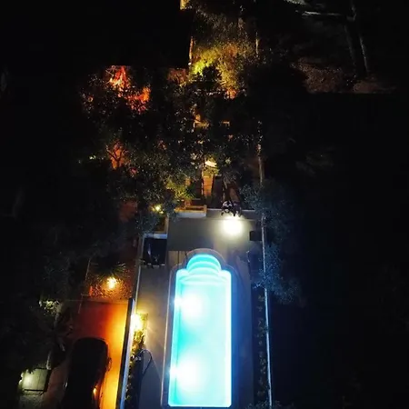 Compelx With Detached House And Spacious * Stari Grad (Hvar)